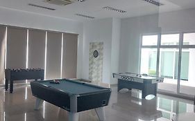 Twin Galaxy Jb Homestay By Summer